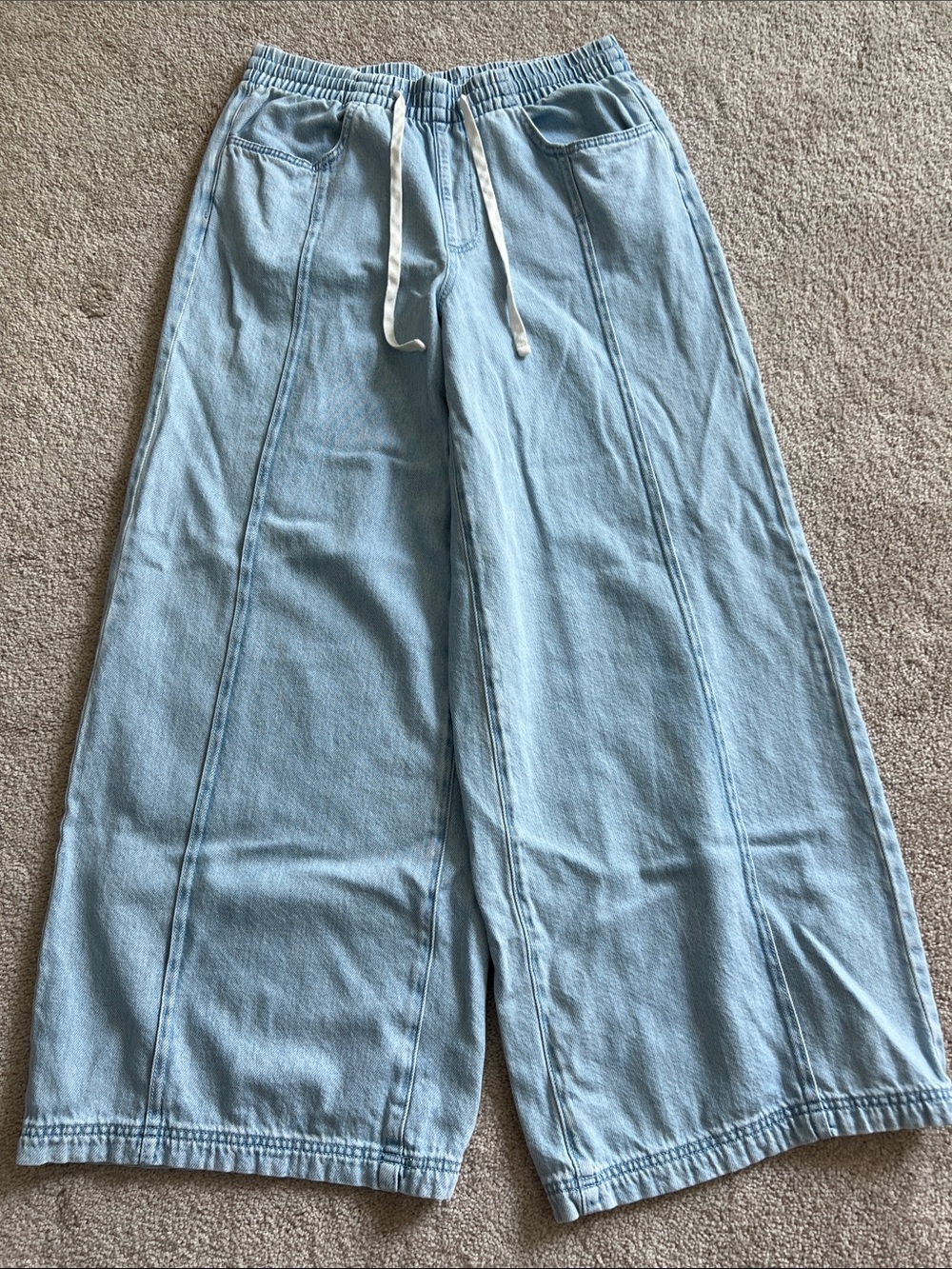 Universal Thread Light Blue Wide-Leg Drawstring Jeans